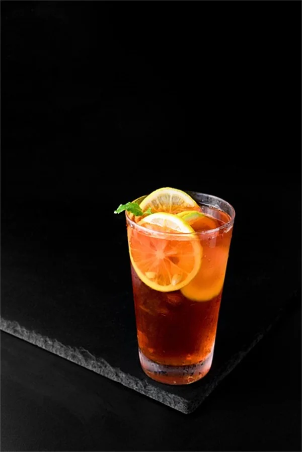 イラクサ茶の効能と作り方【実体験から学ぶ安全な飲み方】